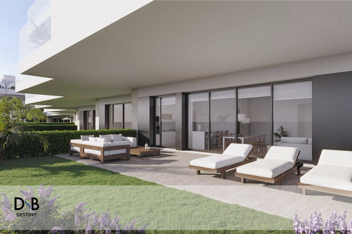 Destiny by Bergen Vivienda y Personalización en La Nucía. Terraza y jardín en bajo.