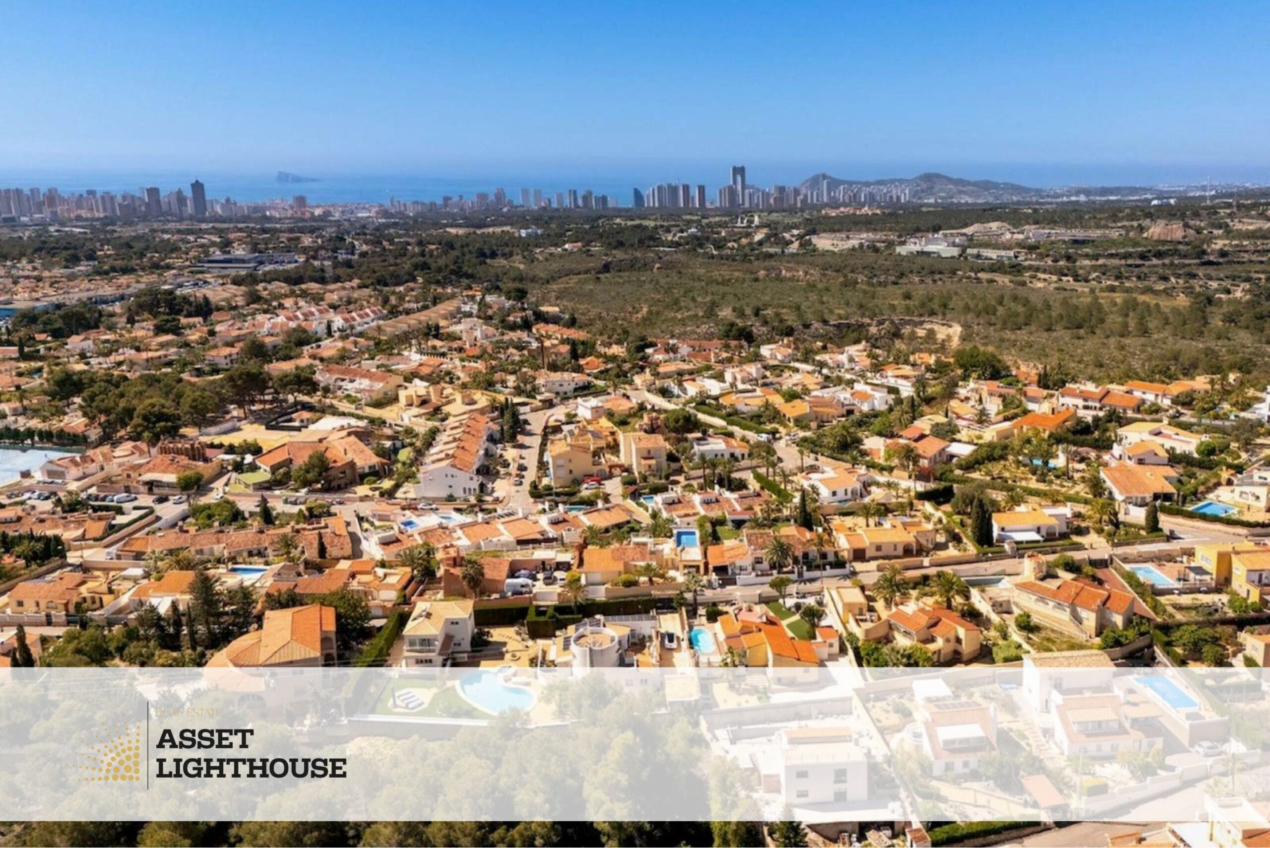 La Nucía Enclave Estratégico para Inversión Inmobiliaria 2026. Analizamos por qué La Nucía es el enclave estratégico para una inversión inmobiliaria segura en 2026. Deporte, naturaleza y proyectos como Destiny by Bergen.